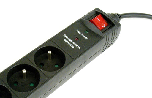 EAN 8716309067379 - Gembird SPF5-C-5 limitador de tensión Negro 5 salidas AC 250 V 1,5 m imagen 1