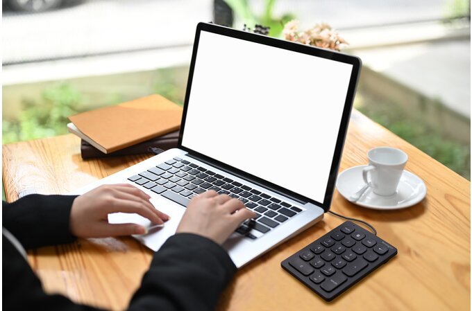 EAN 0085896798200 - Kensington K79820WW teclado numérico Portátil/PC USB Negro imagen 5