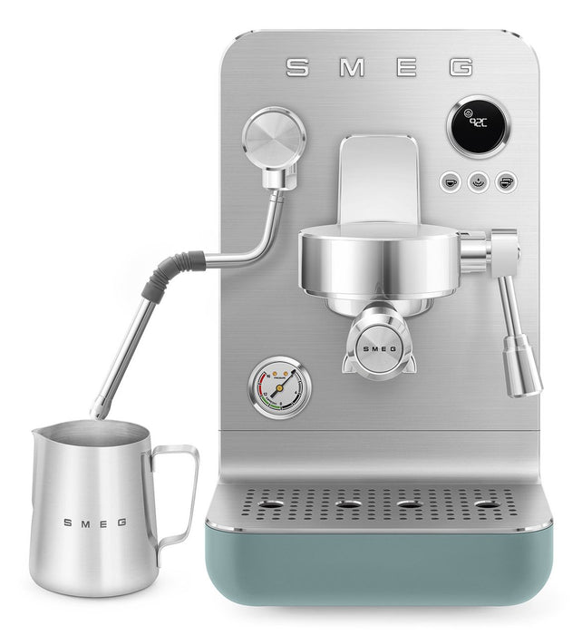 EAN 8017709346973 - Smeg EMC02EGMEU cafetera eléctrica Manual Máquina espresso 1,7 L imagen 8