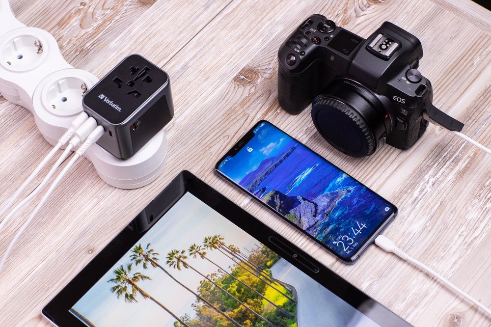 EAN 0023942495451 - Verbatim 49545 adaptador de enchufe eléctrico Universal imagen 16