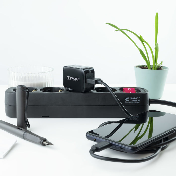 EAN 8433281010789 - TooQ TQWC-1S01 cargador de dispositivo móvil Universal Negro Corriente alterna Interior imagen 4