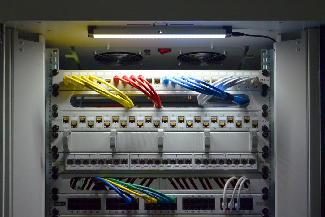 EAN 4016032361053 - Digitus DN-19 LIGHT-3 lámpara LED 6000 K 3 W F imagen 2