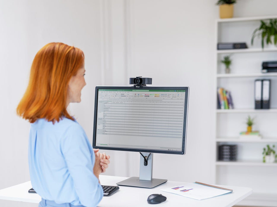 EAN 8713439244229 - Trust TW-350 cámara web 3840 x 2160 Pixeles USB 2.0 Negro imagen 7