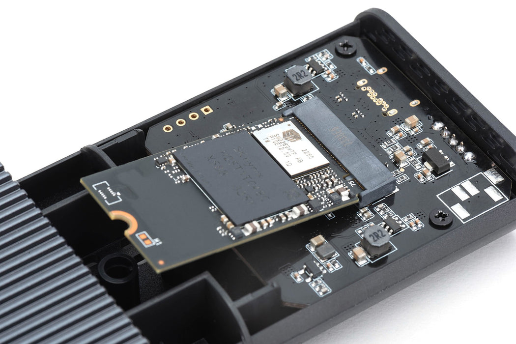 EAN 4016032497493 - Digitus DA-71158 caja para disco duro externo Caja externa para unidad de estado sólido (SSD) Gris M.2 imagen 2