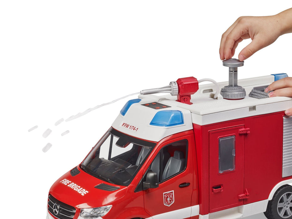 EAN 4001702026806 - BRUDER MB Sprinter Fire engine imagen 5