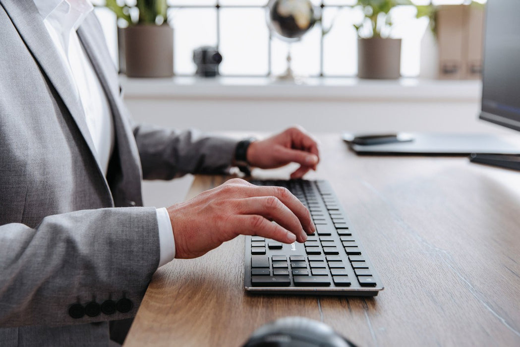 EAN 4025112098666 - CHERRY KW X ULP teclado Universal USB + RF Wireless + Bluetooth QWERTY Internacional de EE.UU. Negro imagen 4