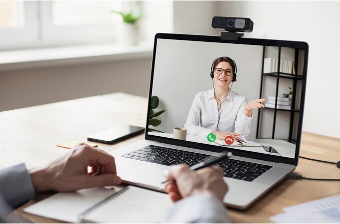 EAN 0085896811763 - Kensington W2050 Pro cámara web 1920 x 1080 Pixeles USB Negro, Gris imagen 11