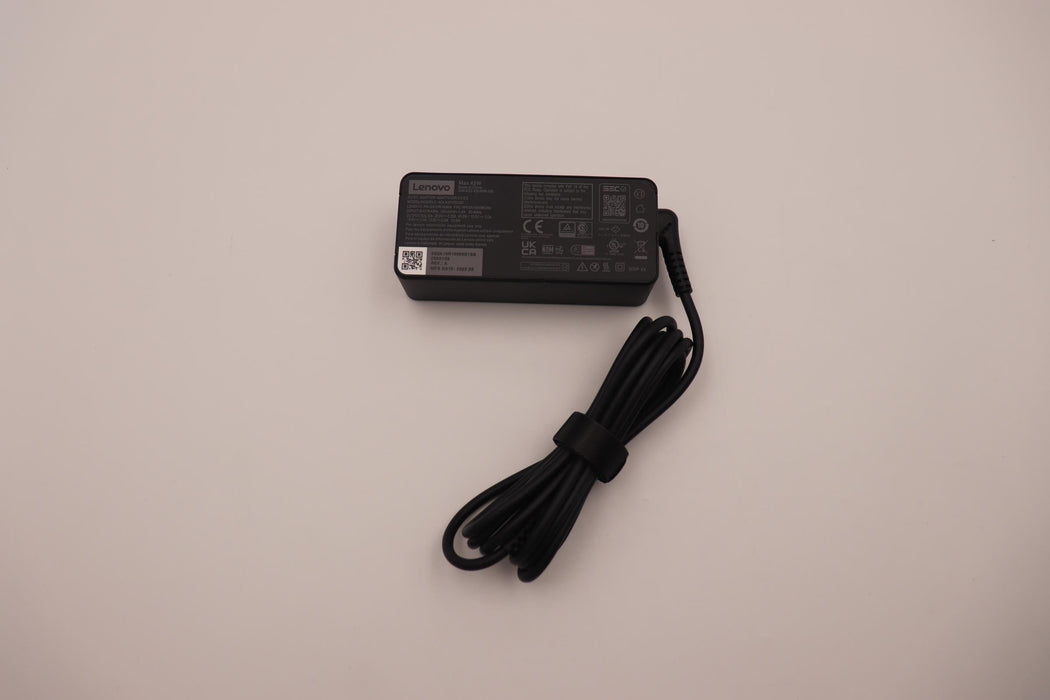 EAN 5715063427057 - Lenovo 5A10W86299 adaptador e inversor de corriente Interior 45 W Negro imagen 1
