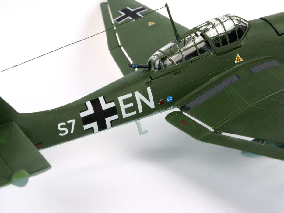 EAN 4009803046921 - Revell Junkers Ju 87 G/D Tank Buster Maqueta de avión de ala fija Kit de montaje 1:72 imagen 3