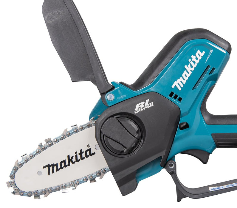 EAN 0088381774970 - Makita UC100DZ motosierra Negro, Azul imagen 14
