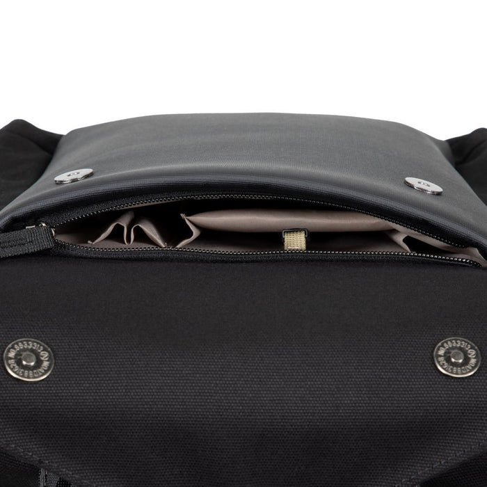 EAN 4260403579206 - Rivacase 8524 35,6 cm (14") Mochila Negro imagen 23