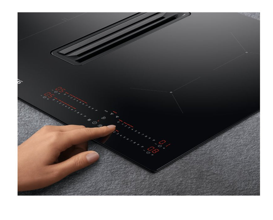 EAN 7332543819454 - AEG CCE84543CB hobs Negro Integrado 77 cm Con placa de inducción 4 zona(s) Campana integrada imagen 5