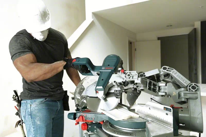 EAN 3165140692625 - Bosch GCM 10 GDJ 5000 RPM 2000 W imagen 3