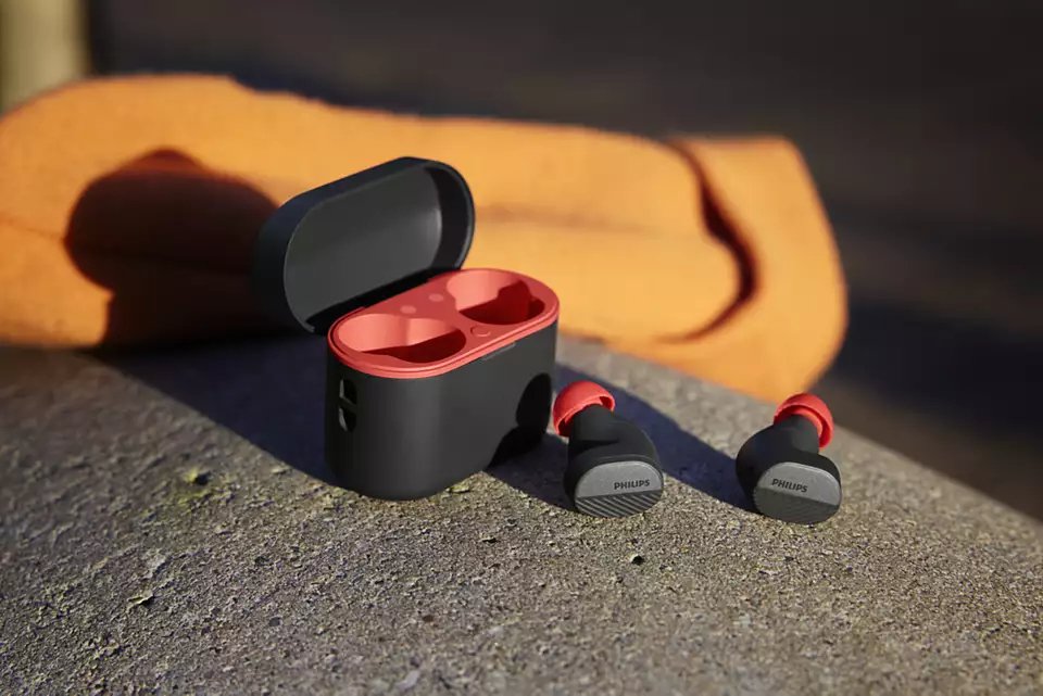 EAN 4895229131477 - Philips TAA5508BK/00 auricular y casco Auriculares True Wireless Stereo (TWS) Dentro de oído Llamadas/Mús imagen 3