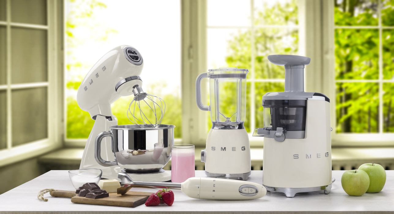 EAN 8017709269159 - Smeg SMF03CREU batidora Batidora de varillas 800 W Crema de color imagen 16