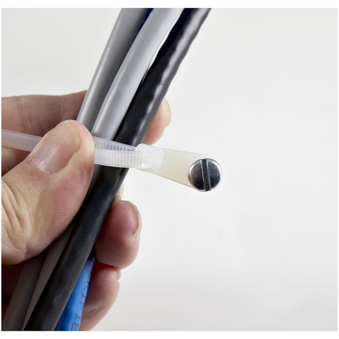 EAN 0065030890588 - StarTech.com CBMZTS10N6 presilla Brida reutilizable Nylon, Plástico Blanco 100 pieza(s) imagen 3