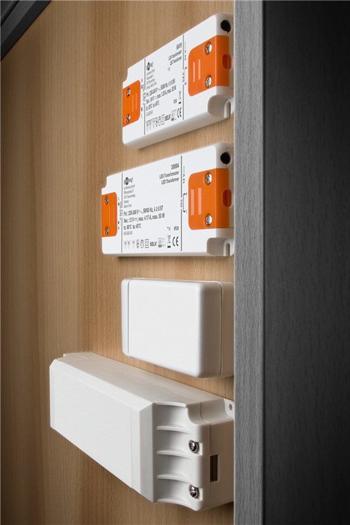 EAN 4040849306129 - Goobay 30612 transformadores de corriente para iluminación Apto para uso en interior Transformador electr imagen 2