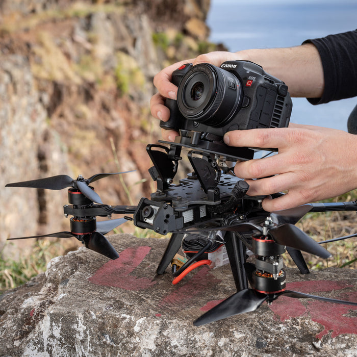 EAN 4549292184860 - Canon EOS R5 C Cuerpo MILC 45 MP CMOS 8192 x 5464 Pixeles Negro imagen 15