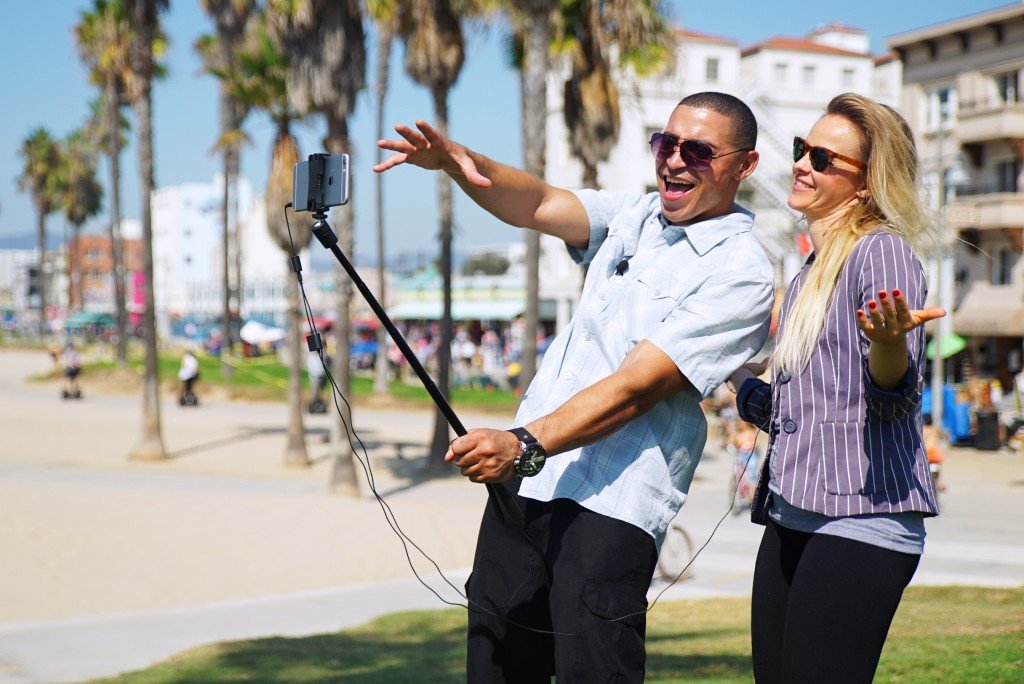 EAN 8025813630031 - IK Multimedia iRig Mic Lav Negro Micrófono con pinza de enganche imagen 17