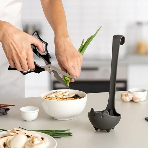 EAN 5060984120304 - Ototo Design Katie cucharón Negro imagen 5