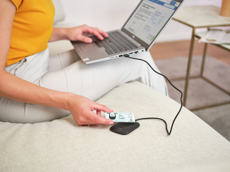 EAN 8713439247367 - Trust Ceto lector de tarjeta inteligente Interior USB USB 2.0 Negro imagen 10