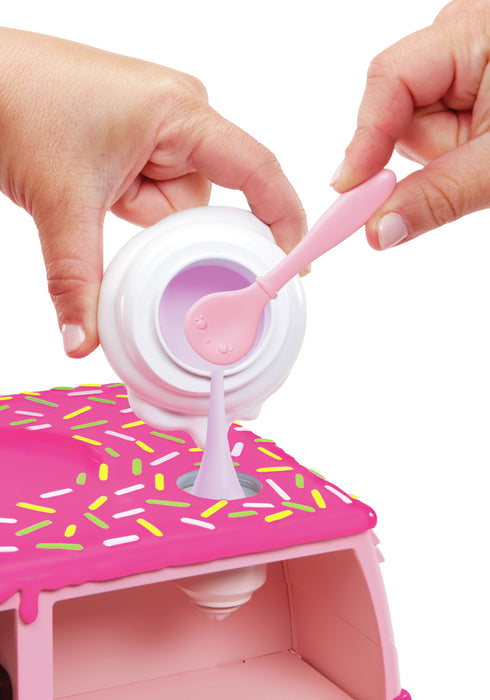 EAN 0035051541073 - MGA Entertainment Yummiland Lipgloss Truck Tráiler de juguete imagen 3