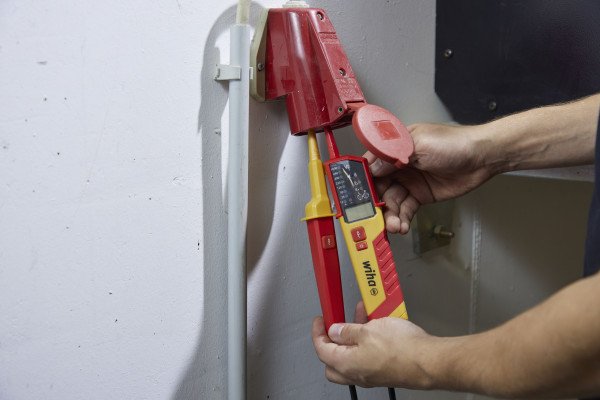 EAN 4010995452179 - Wiha 45217 destornillador de electricista Rojo, Amarillo imagen 8