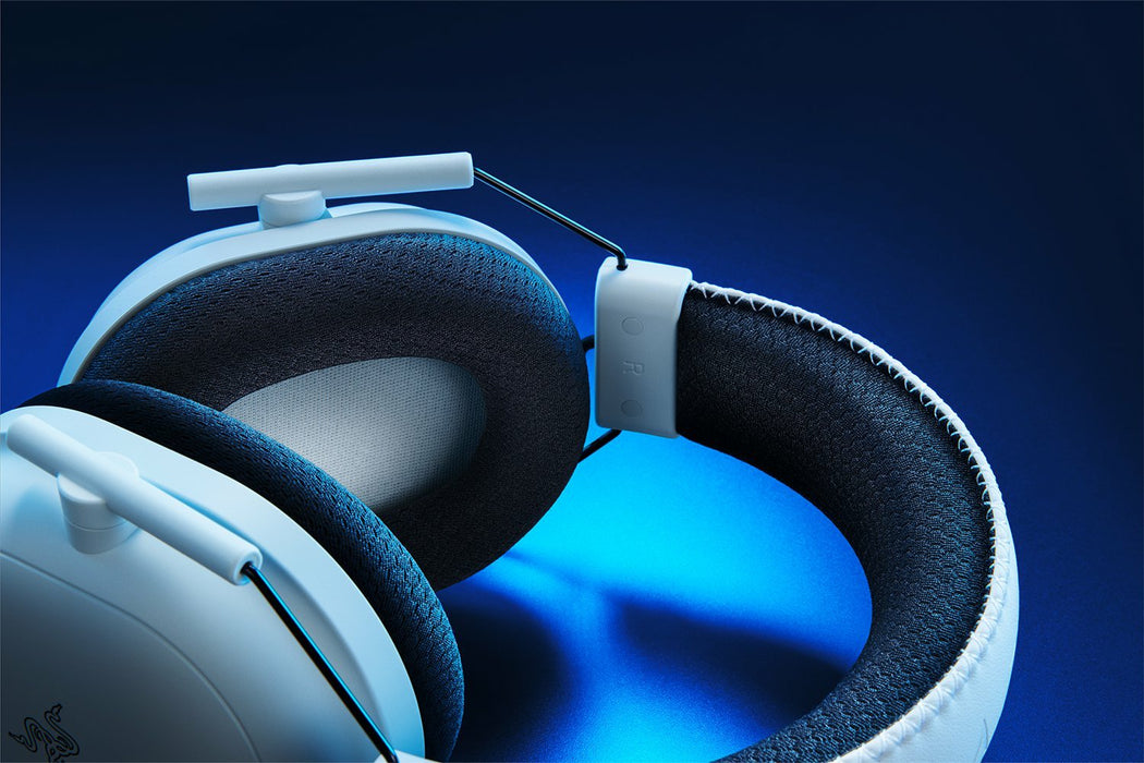 EAN 8887910060735 - Razer BlackShark V2 Pro for PlayStation Auriculares Inalámbrico Diadema Juego USB Tipo C Bluetooth Blanco imagen 3