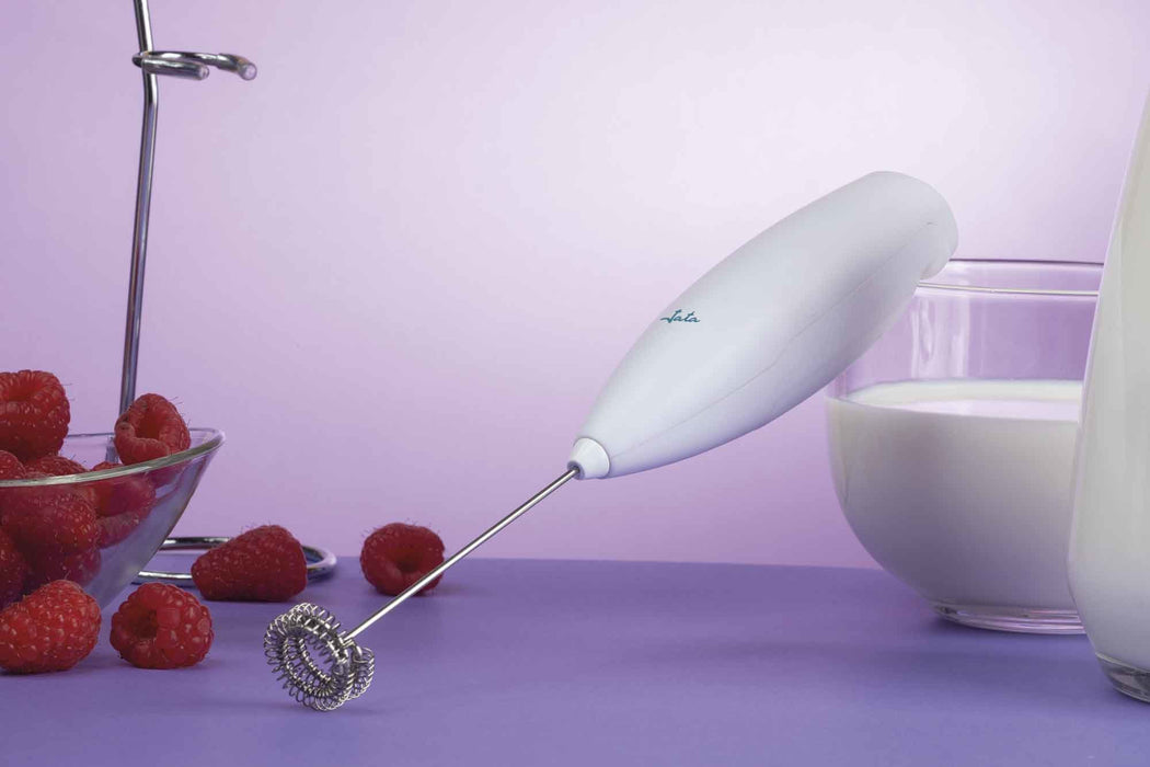 EAN 8421078038320 - JATA JEES1111 espumador o calentador de leche Automático Azul, Blanco imagen 8