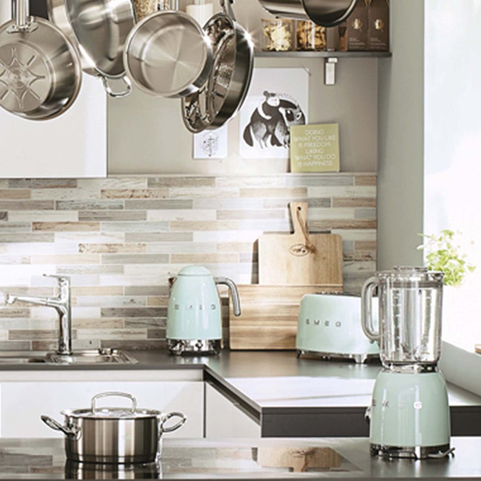 EAN 8017709231514 - Smeg KLF04PGEU tetera eléctrica 1,7 L 2400 W Verde imagen 6