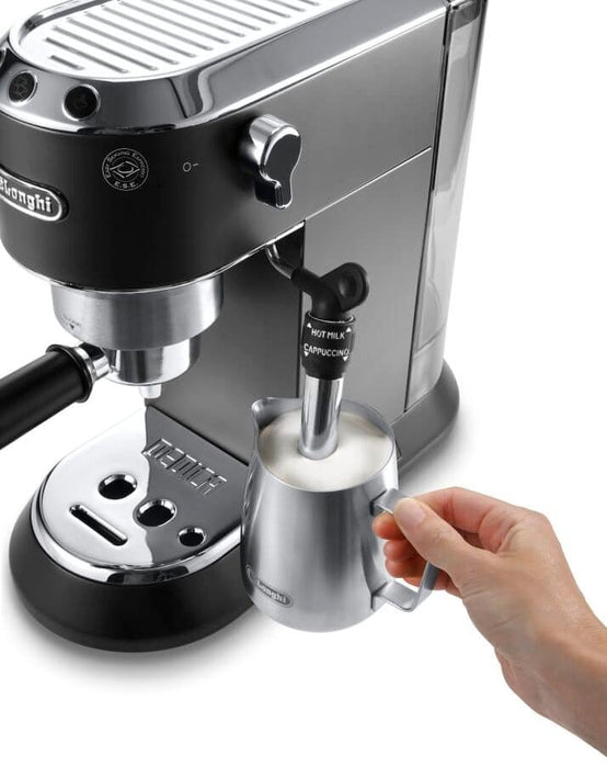 EAN 8004399331181 - De’Longhi Dedica Style EC685.BK Semi-automática Máquina espresso 1,1 L imagen 3