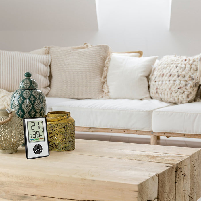 EAN 4009816031129 - TFA-Dostmann 30.5045.54 estación meteorológica digital Negro, Plata Batería imagen 2