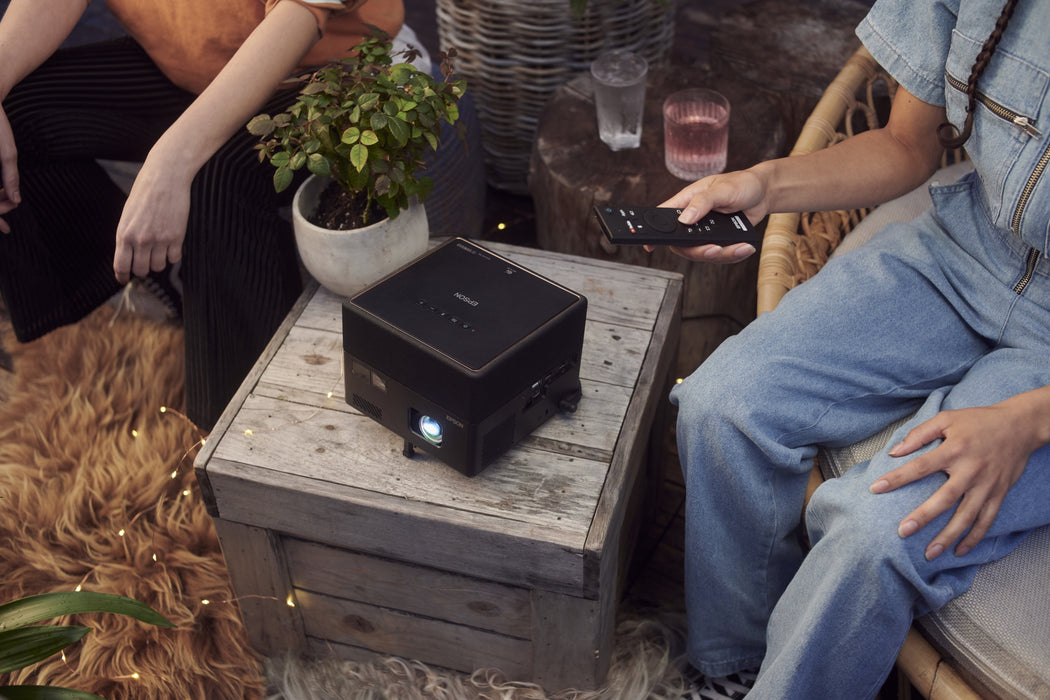 EAN 8715946688787 - Epson EF-12 imagen 84