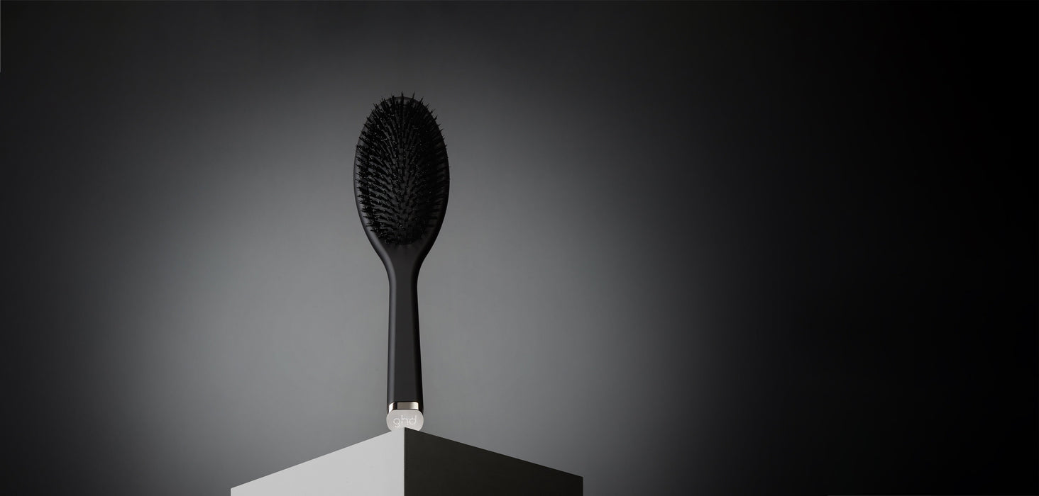 EAN 5060829516262 - GHD 9252 cepillo para el cabello y peine Adulto Cepillo y peine para el pelo Negro 1 pieza(s) imagen 3