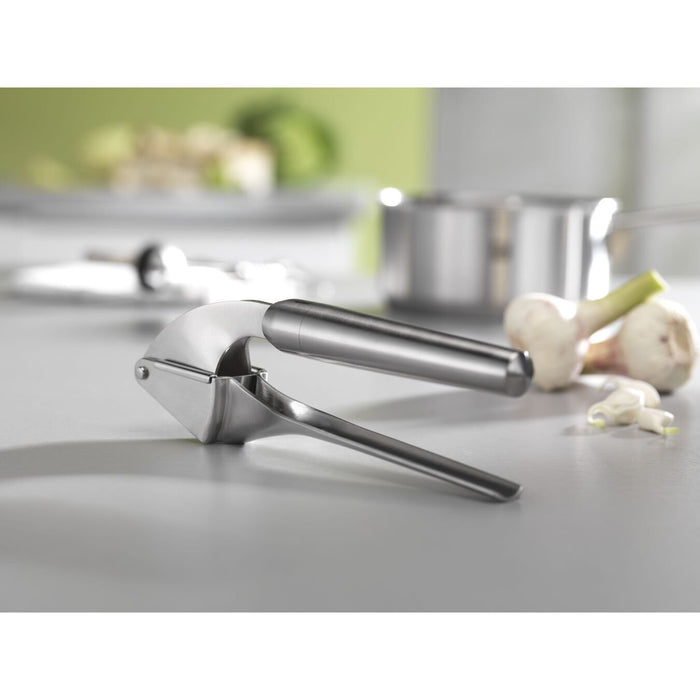 EAN 4009839401909 - ZWILLING PRO TOOLS Acero inoxidable Prensa de ajo de mano imagen 2