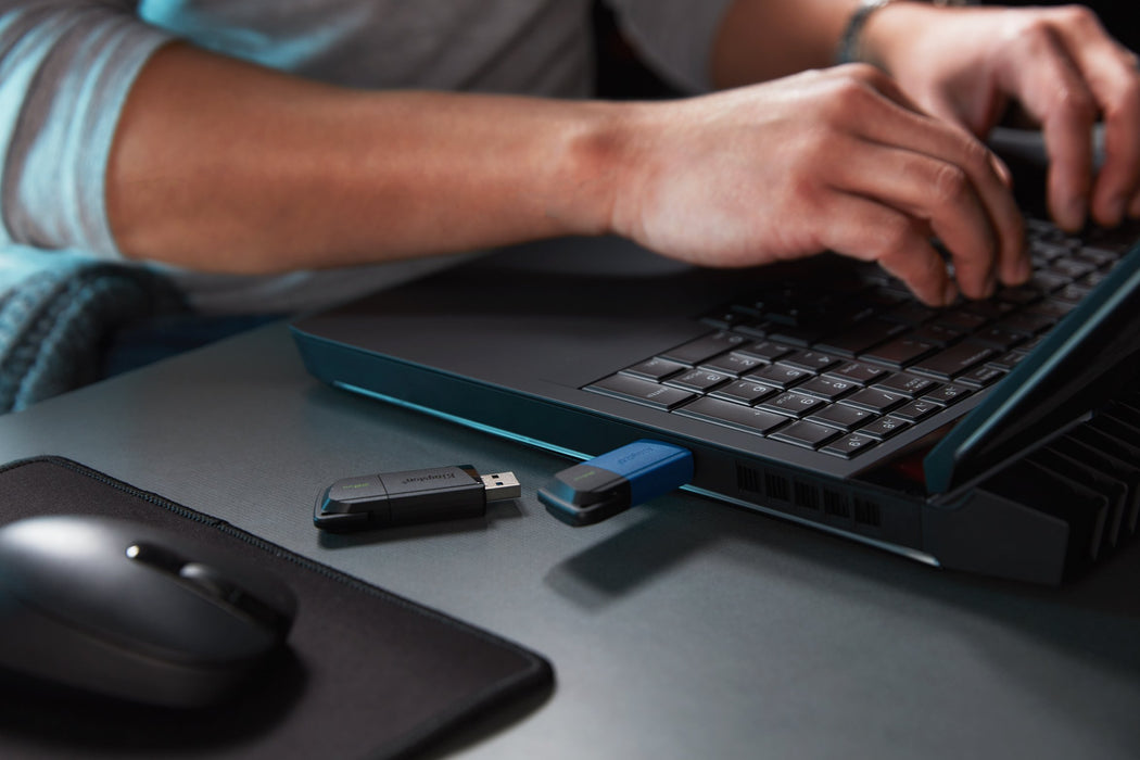 EAN 0740617326352 - Kingston Technology DataTraveler Exodia M unidad flash USB USB tipo A 3.2 Gen 1 (3.1 Gen 1) Negro, Azul imagen 12