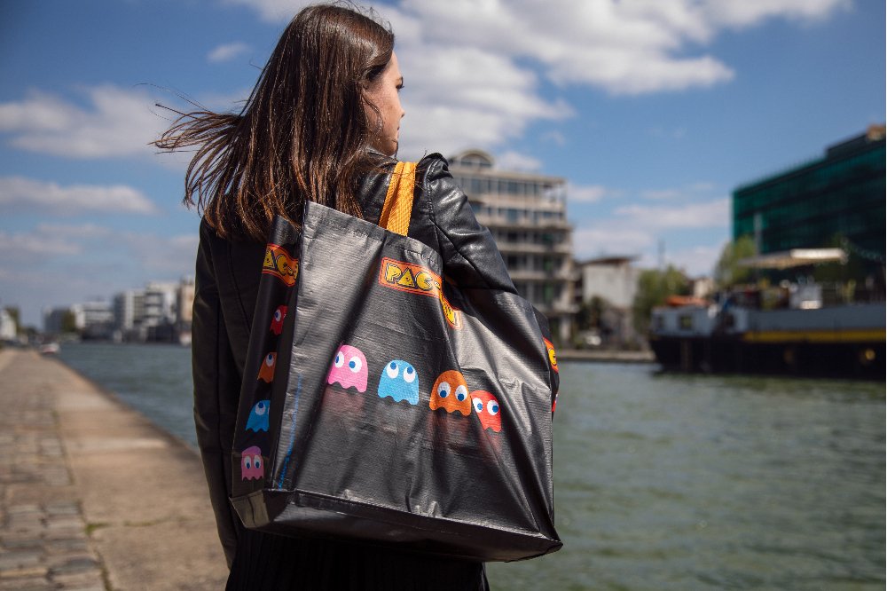 EAN 3328170293662 - Konix KX PACMAN SHOPPING BAG BLACK Negro Bolso grande imagen 3