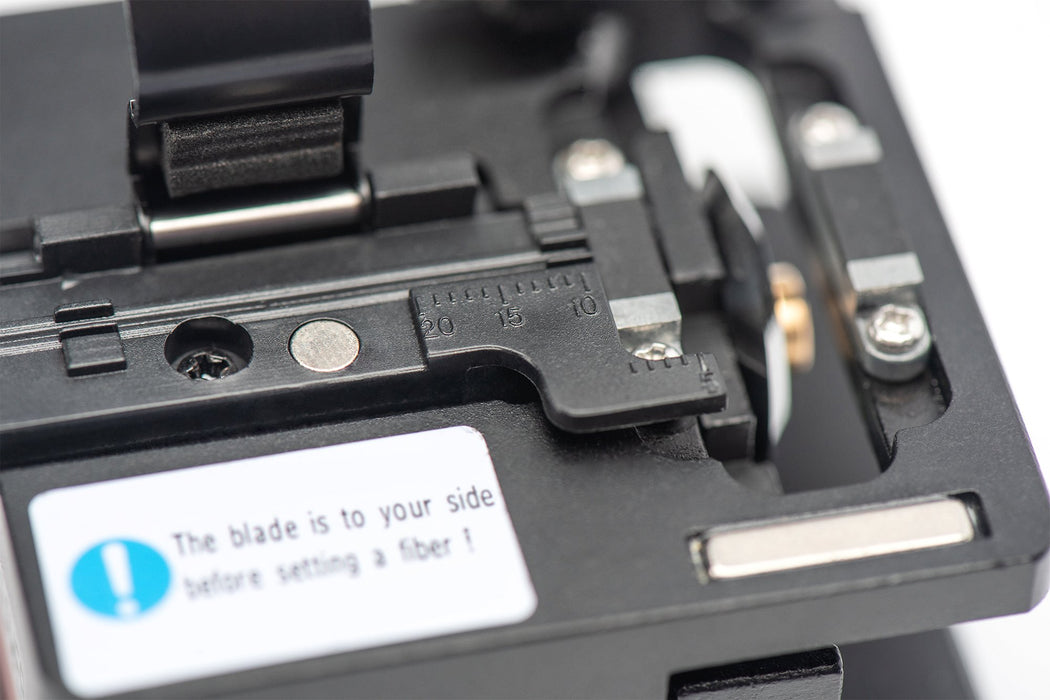 EAN 4016032486817 - Digitus DN-FO-FC pelacable Azul imagen 2