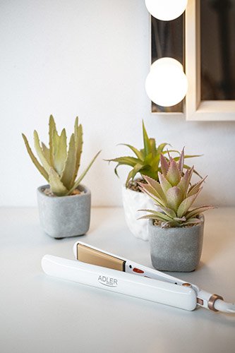 EAN 5902934831352 - Adler AD 2317 Utensilio de peinado Plancha de pelo Vapor Blanco 35 W imagen 6