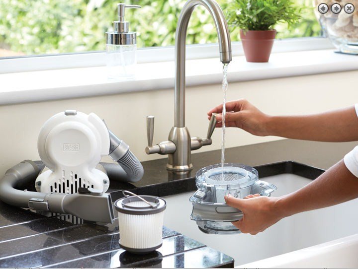 EAN 5035048458648 - Black & Decker PD1820LF aspiradora de mano Negro, Cromo Sin bolsa imagen 14