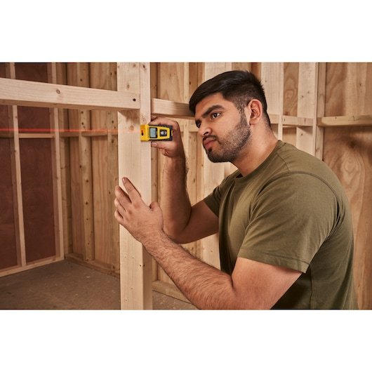 EAN 3253560770655 - Stanley SLM65 Medidor láser de distancias Negro, Amarillo 20 m imagen 11