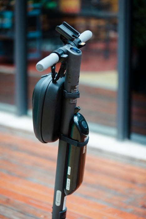 EAN 8720254405476 - Ninebot by Segway Front Bag Estuche de transporte Negro 1 pieza(s) imagen 4