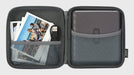 EAN 8720094753355 - Fujifilm 70100162647 accesorio para impresora portátil Estuche protector Gris 1 pieza(s) instax Link WIDE imagen 2