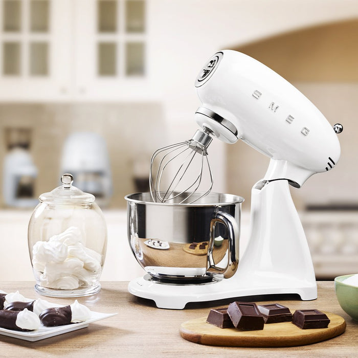 EAN 8017709277697 - Smeg SMF03WHEU batidora Batidora de varillas 800 W Blanco imagen 6