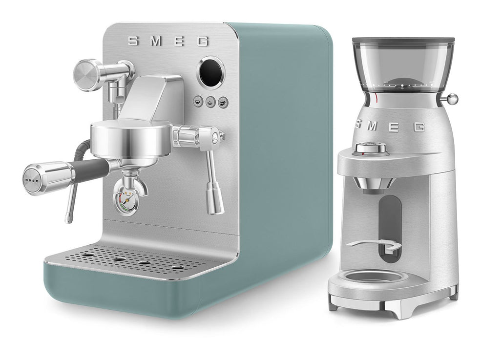 EAN 8017709346973 - Smeg EMC02EGMEU cafetera eléctrica Manual Máquina espresso 1,7 L imagen 21