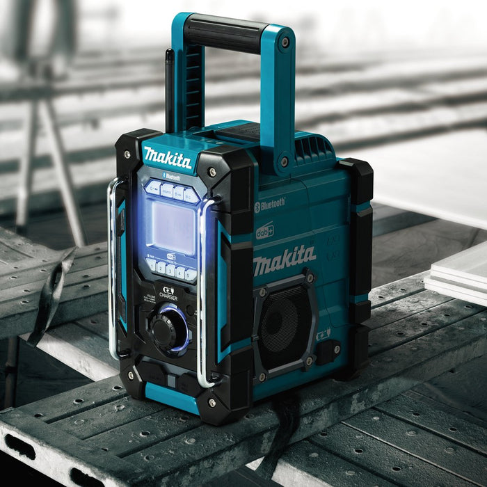 EAN 0088381899550 - Makita DMR301 radio Portátil Digital Negro, Verde azulado imagen 2