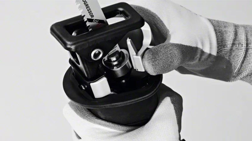 EAN 3165140951784 - Bosch GSA 18V-32 2500 spm Negro, Azul, Rojo imagen 4