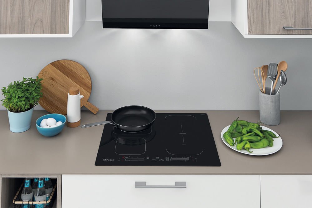 EAN 8050147583111 - Indesit IB 65B60 NE Negro Integrado 59 cm Con placa de inducción 4 zona(s) imagen 21