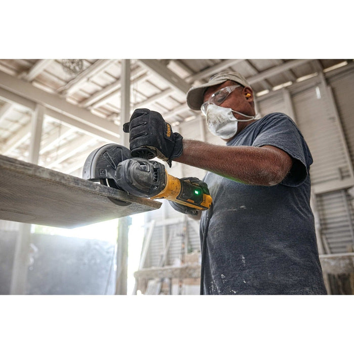 EAN 5035048656747 - DeWALT DWE4347-QS amoladora angular 12,5 cm 10500 RPM 2,3 kg imagen 7