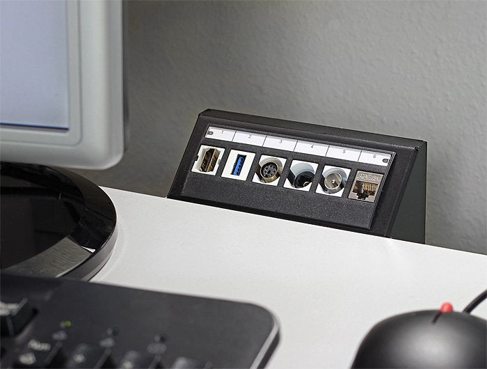 EAN 4043619862689 - DeLOCK 86268 kit de montaje Negro Metal, Plástico imagen 4